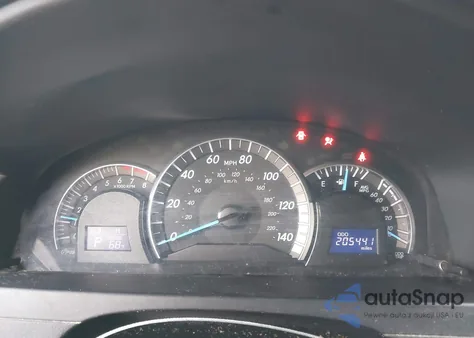 2014 Toyota Camry Se z USA, uszkodzony, nr VIN 4T1BF1FK0EU870638